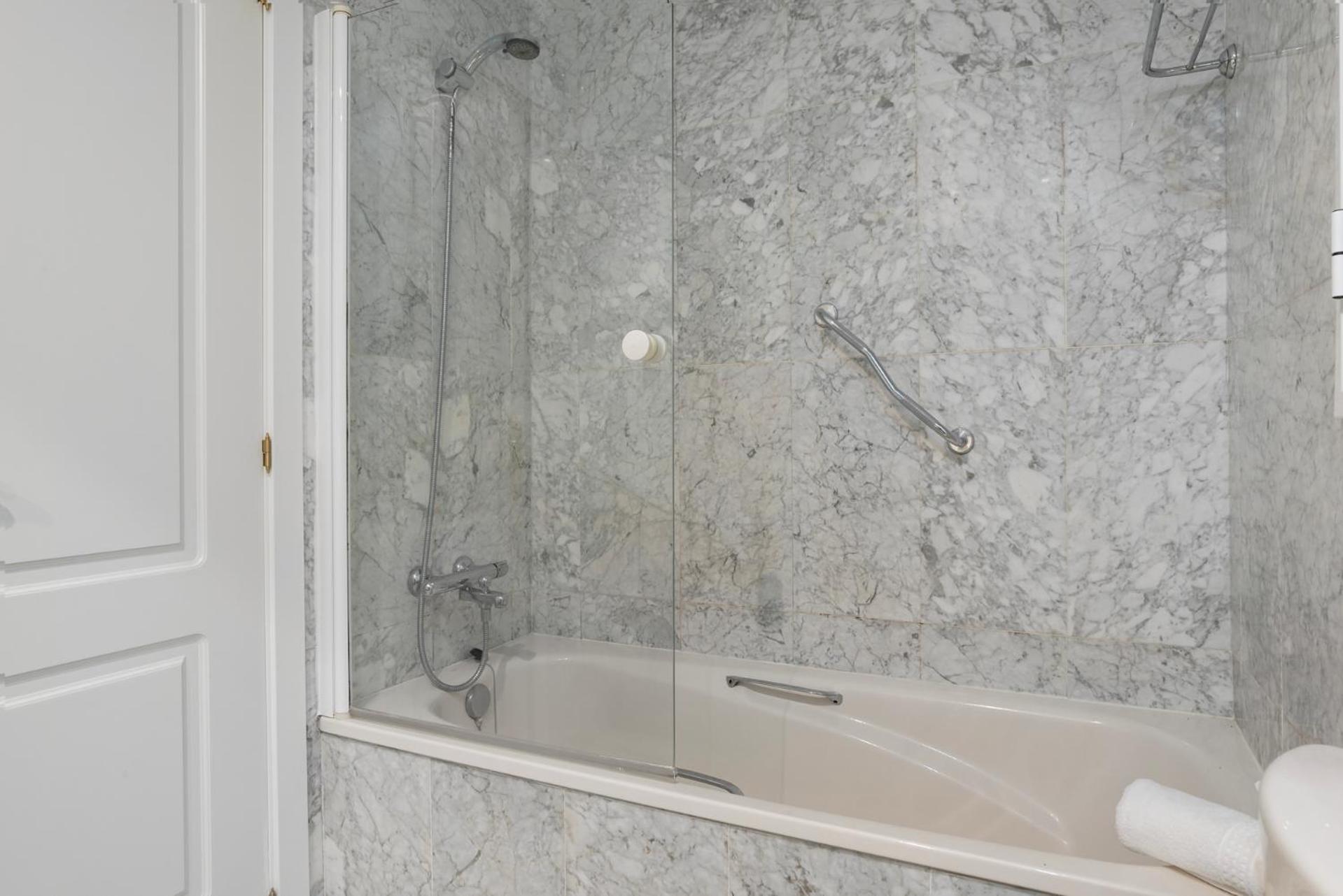 Charming And Spacious Apartment In Medina Garden - Puerto Banus 마르베야 외부 사진